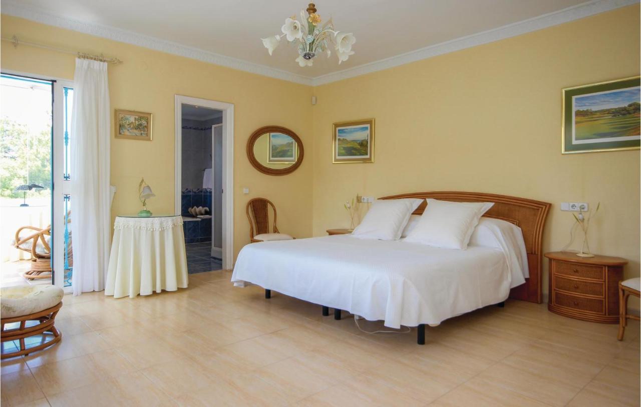 Apartment Gorgeous In Urb El Chaparral With Wifi La Cala De Mijas